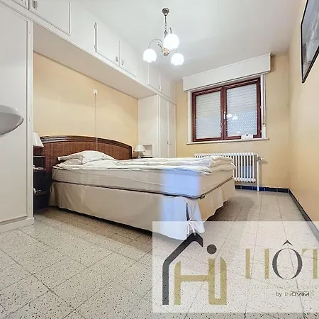 Esplanade Charme: Apercu & Garage Apartment